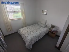 The Apartment at Chalk House - 3 Beds - 1 Cot - Image 1