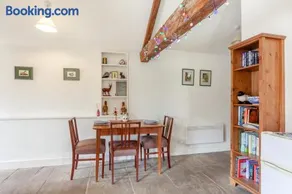 1 Bed in Warminster oc-52108 - Image 4