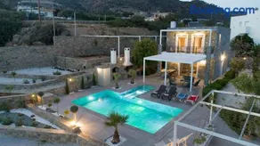 Achlia Beach Villa - Image 1