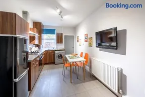 The Scarsdale Apartment - Image 5