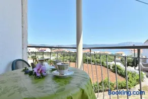 Apartments Zdravka Slatine - Image 4