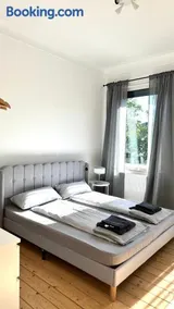 Apartment Savanna im historischen Stadtkern Linn in Krefeld, nähe Düsseldorf Messe, Airport, Parkmöglichkeiten direkt vor dem Haus - Image 2