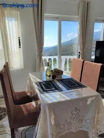 Lakena Sunset View Villa - Image 1