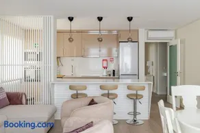 Surf and Chill House - Image 2