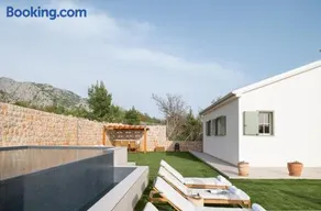 Villa Casa Sorelle sea view infinity heated pool - Image 1