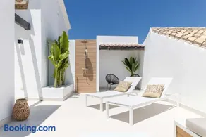 DUPLEX PENTHOUSE ROOFTOP TERRACE SEA VIEWS WiFi - Image 2