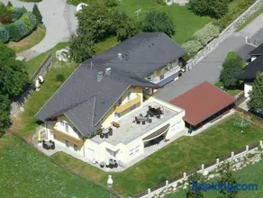 Appartamento adatto alle famiglie con barbecue, terrazza e piscina - Image 4