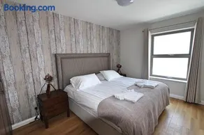 Corbiere Phare Apartments - Image 3