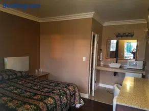 Flight Motel - Image 2