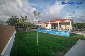 Avli Guest House - Image 1
