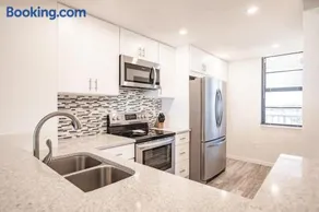 Renovated Beachfront Condo | Gulf Views - Image 2