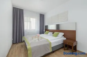 Atrium Apartment Spa & Gym 150m to the Beach Sarbinowo by Noclegi Renters - Image 3