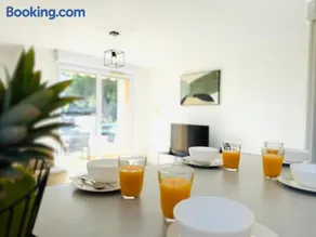 L Oasis T4 avec piscine et balcon - Image 3
