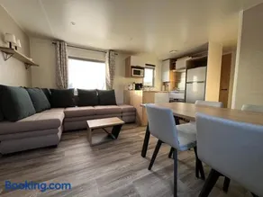 Bungalow neuf dans les dunes, accès direct à la plage - Image 1