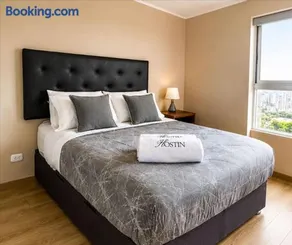 Bright 1-Bedroom Apartment with View - Image 1