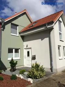 Ferienhaus am Yachthafen - Image 1