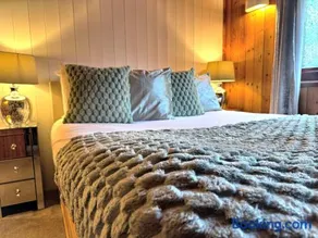 Snowdrop 14 - Dog Friendly - Hot tub--Tenby-Pendine - Image 2