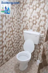 Fully Furnished 2 Bedroom Apartment Embu Kanyuambora - Image 3