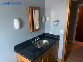 Private room with Fridge - Mini Mansion - Image 4