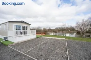 Hallcroft Fishery And Holiday Park - Image 3