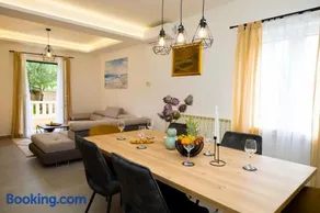 Insula Apartment with Private Pool - Image 3
