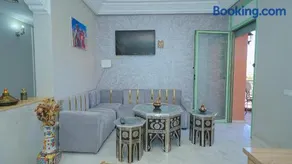 Guéliz Gem Chic Marrakech Apartment Steps from Everything - Image 1