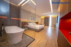 Fiore Hotel - Image 2