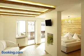 HEIMAT - Elegant Studio - Image 2