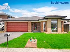 Ayubowan - Cosy 4BR - Pet Friendly - Breakfast Inc - Cranbourne Nth - Image 1