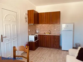 Angelos Apartments - Image 4