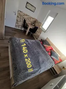 Privates Zimmer in ruhiger Lage Heidenheim-Steinheim am Albuch - Image 1