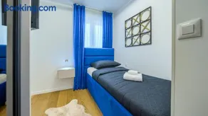 Luxury Modern Studio North One - Image 3