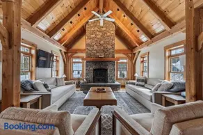 Village Lodge - Image 2