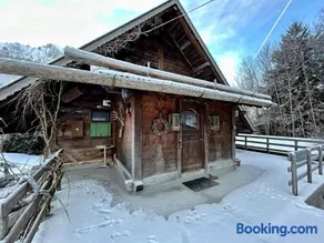 Rougemont Hideaway chalet by the river - Image 1
