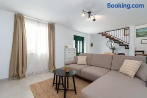 Villa Celtis with heated pool - Image 3
