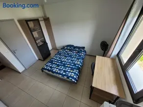 Résidence de la gare, chambre meublée - Image 2