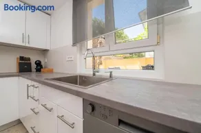 House Rosa - Image 3