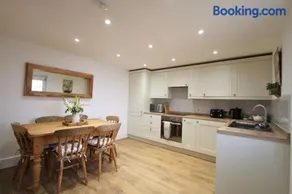 Owl Cottage Cosy Cotswolds Stone Escape Dog Friendly - Image 4