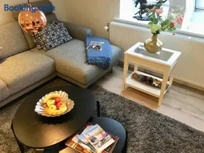 2 BR apartment on walk street - Image 2