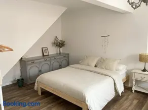 Apartamento en Casa Oliveros, Razo - Image 4