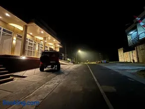 Bromo Caldera Guest House - Image 1