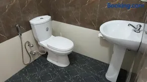 Luna Beach Hotel - Image 4