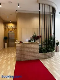 71 East Hotel - Image 3