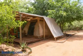 Shik Shack Backpackers - Image 4