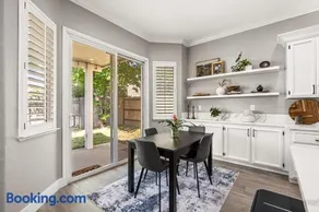 Modern & Comfortable with Luxury Master Suite - Image 4