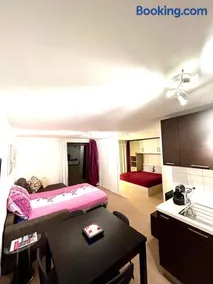 Leo Loft - Pool, Sauna & Free Parking - Image 1