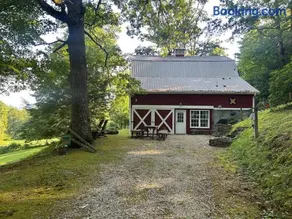 Charming Rustic Barn - Image 2