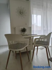 Silver apartman - Image 2