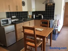 The Cottage - Image 4
