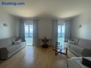 Garibaldi Sea Suites - Image 1